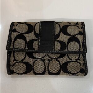 Coach Canvas Trifold Wallet in Khaki and Black (sz-5-1/4”)